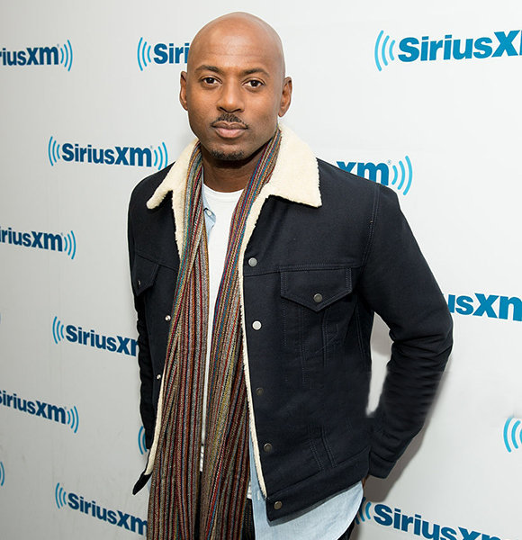 Romany Malco posing for a picture at SiriusXm Event