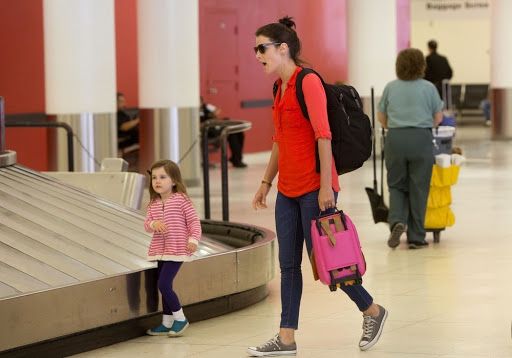 Shaelyn returning from a trip with Cobie Smulders