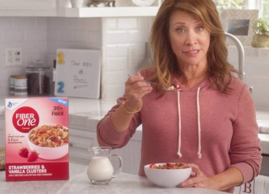 Cheri Oteri in the commercial for Fiber One cereal brand