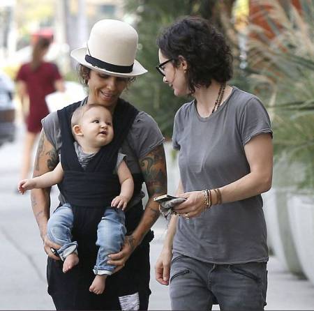 Rhodes Emilio spotted with mommies Sara Gilbert and Linda Perry