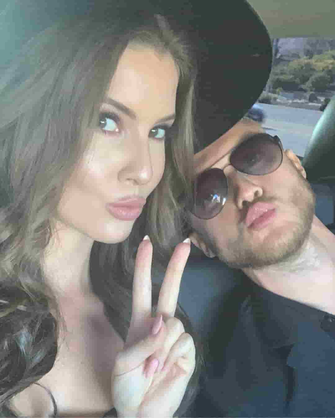 Amanda Cerny and Johannes Bartl couple selfies.